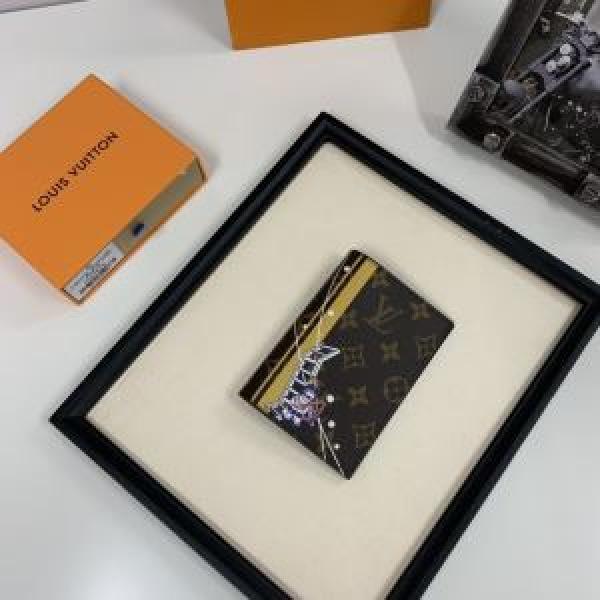 秋冬とれんど新品目立ち ルイ ヴィトン 2026秋冬最重要アイテム LOUIS VUITTON 財布/ウォレット ファッション上級者向け