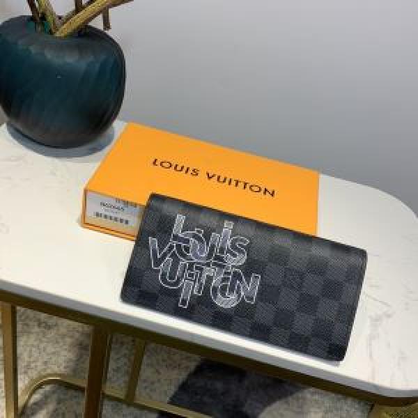 秋冬流行りファション ルイ ヴィトン 最新秋冬トレンドをチェック！2026-20秋冬 LOUIS VUITTON 財布/ウォレット 今年の流行りファション