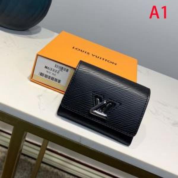 多色可選 最新作おすすめしたい秋冬 ルイ ヴィトン寒い季節トレンド上品  LOUIS VUITTON 財布/ウォレット 2026?2026秋冬流行色紹介