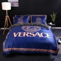 ヴェルサーチ 絶妙な大人っぽさと遊び心VERSACE 寝具4点セット 速報！20...