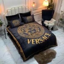 着心地もなめらかで快適 ヴェルサーチ 秋冬流行りファション VERSACE 寝具...