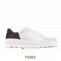 フェンディ秋にはやる最新作を先取り 2026秋冬トレンドアイテム  FENDI わやかに新品おすすめ ランニングシューズ