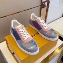 ルイ ヴィトン LOUIS VUITTON 大人かわいい秋冬コーデを楽しみ  ラ...