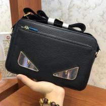ミニバッグ　人気ランキング2026秋冬新作　フェンディ FENDI 大人っぽい雰...