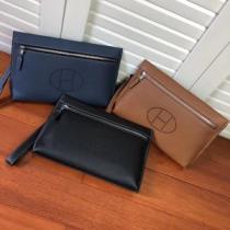 ポーチ   とにかく完璧ブランド新作 エルメス HERMES 秋服コーデ2026年版 3色可選 大胆なチェックの人気トレンド