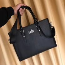 ハンドバッグ  人気ファッション雑誌でも掲載 エルメス最重要！2026秋冬トレンド  HERMES 最新トレンドコーデおすすめ