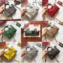 ハンドバッグ ヒットする秋冬コレクション  バレンシアガ BALENCIAGA おすすめする注目トレンド 多色選択可 2026トレンドアイテム激安