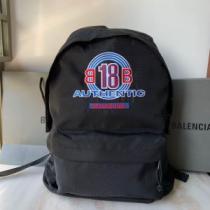 秋ファションのトレンド バレンシアガ2026秋に注目したい  BALENCIAG...