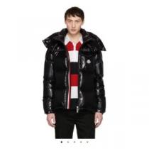 最新秋冬トレンドをチェック！2026-20秋冬  MONCLER  防寒性も抜群...