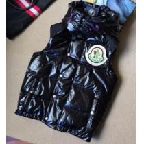 華やかな印象も与える好評品 MONCLER モンクレール 2026年秋冬人気新作...
