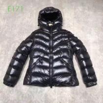 大胆なチェックの人気トレンドモンクレール MONCLER 2026秋冬新作オスス...