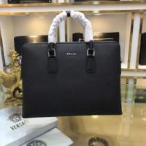 【2026秋冬】今きてる最先端ブランド プラダ PRADA 現在流行中のおすすめ人気 ハンドバッグ 人気ブランドの新作秋冬トレンド