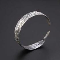 2026秋冬流行ファション 今年注目すべき秋冬ファッション ゴローズ goros バングル