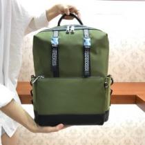 人気の秋冬新作再登場 ヴェルサーチ 今年注目すべき秋冬ファッションVERSACE...