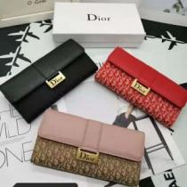 とにかく完璧ブランド新作 ディオール DIOR 秋服コーデ2026年版 3色可選 財布/ウォレット大胆なチェックの人気トレンド