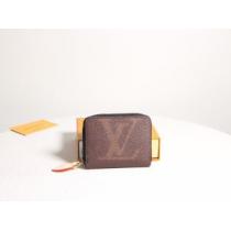 今年注目すべき秋冬ファッション ルイ ヴィトン2026トレンドアイテム激安  LOUIS VUITTON 財布/ウォレット 人気の秋冬新作再登場