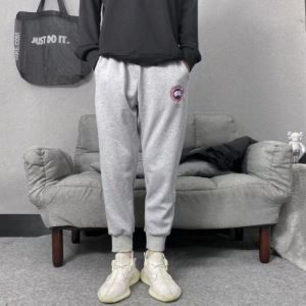 チノパン 大胆なチェックの人気トレンド カナダグース秋にはやる最新作を先取り  Canada Goose 2026トレンドカラー秋冬セール