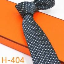 活躍するトレンドアイテム   HERMES ネクタイ エルメス 速報！2026年秋ファッショントレンド