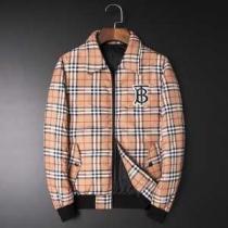 BURBERRY 今季トレンドをうまく取り ダウンジャケット メンズ 2026ト...