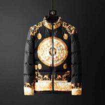 ヴェルサーチ 素敵続くトレンド VERSACE 2026秋冬トレンドデザイン メ...