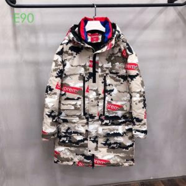シュプリーム 人気ファッション雑誌でも掲載 SUPREME 使いやすさのトレンド ダウンジャケット 最重要！2026秋冬トレンド