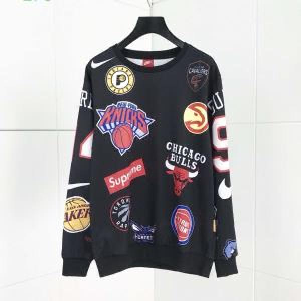 2色可選 寒い季節トレンド上品 シュプリーム SUPREME 秋冬流行りファション プルオーバーパーカー 2026-2026秋冬流行色紹介
