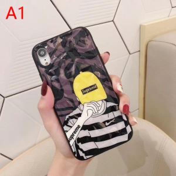 秋冬コーデと相性がいい 多色可選 スマートフォンケース 2026トレンド秋冬おすすめ安い シュプリーム SUPREME おしゃれなファッションコーデ