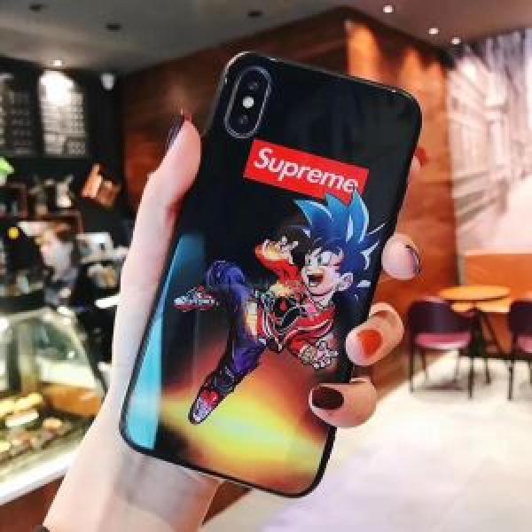 SUPREME  毎日はちょっとイイ秋冬新品 スマートフォンケース 2026秋冬流行ファション  シュプリーム ファッショントレンドを早速チェック