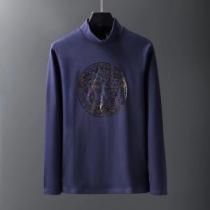 更にトレンドが急上昇中 2026秋冬トレンド押さえておきたい ヴェルサーチ VERSACE 長袖Tシャツ 3色可選