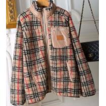 バーバリー 大胆なチェックの人気トレンド BURBERRY 秋服コーデ2026年...