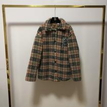 寒い季節トレンド上品 バーバリー BURBERRY 2026?2026秋冬流行色...