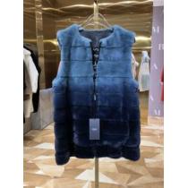 フェンディ【2026秋冬トレンド】押さえておきたい　 FENDI　サイズのよさを...
