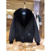プラダヒットする秋冬コレクション　 PRADA 今年注目すべき秋冬ファッション　...