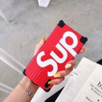 今年注目すべき秋冬ファッション 2色可選 スマートフォンケース ヒットする秋冬コレクション  シュプリーム SUPREME 2026トレンドアイテム激安
