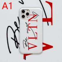 スマートフォンケース32色可選 秋冬流行りファション ヴァレンティノ 最新秋冬トレンドをチェック！2026-20秋冬 VALENTINO