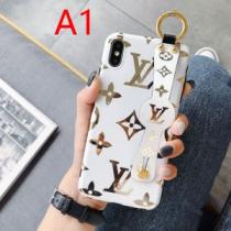 秋冬にお世話になる定番 多色可選 気になる2026年秋のファッション ルイ ヴィトン LOUIS VUITTON ケータイケース