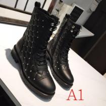 2色可選 ヴァレンティノ2026トレンドカラー秋冬セール  VALENTINO ...