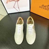 おしゃれなファッションコーデ エルメス HERMES 2026トレンド秋冬おすす...