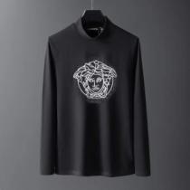 ヴェルサーチ 2色可選 VERSACE手の届きやすい価格帯 長袖/Tシャツ 定番人気の2026秋冬モデル