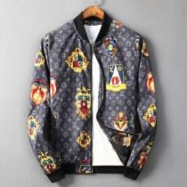 シンプルに着こなしたいルイ ヴィトン  ブルゾン2026秋冬最重要アイテム LOUIS VUITTON