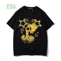 半袖Tシャツ 手頃価格でカブり知らず ジバンシー GIVENCHY 価格も嬉しい...