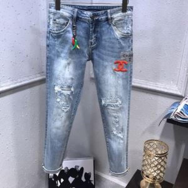 CH 通勤通学どちらでも使え CH 限定アイテムが登場 ジーンズ 一目惚れ級に