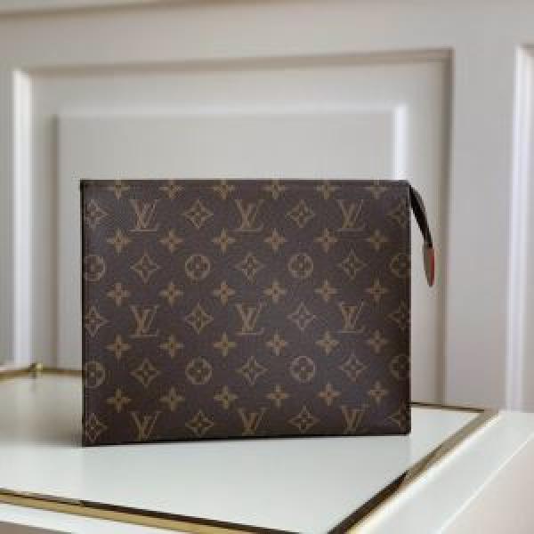 お値段もお求めやすい やはり人気ブランド ポーチ  ルイ ヴィトン LOUIS VUITTON