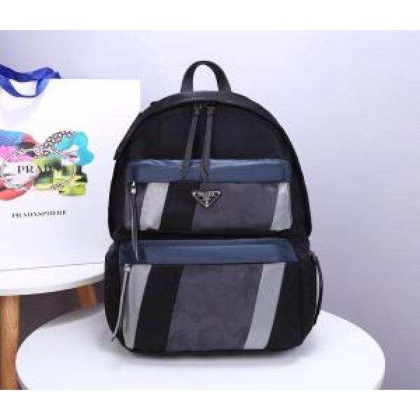 プラダ ファッションに合わせ  PRADA 限定アイテム特集 リュック お値段もお求めやすい