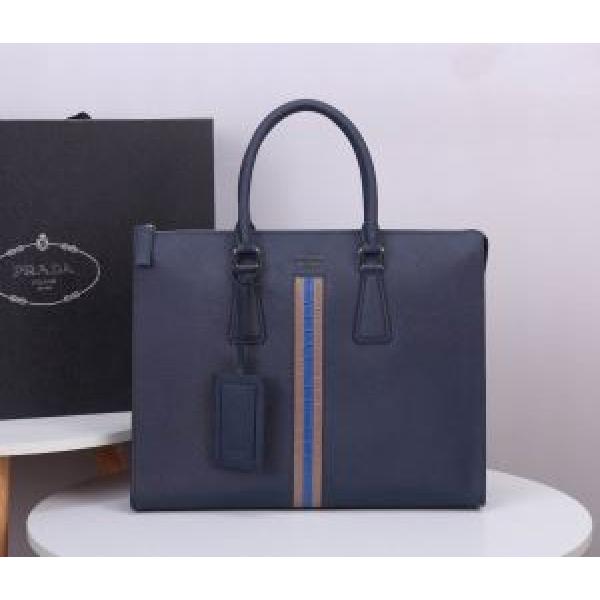狙える優秀アイテム ビジネスバッグ 大人の新作こそ プラダ PRADA おしゃれに大人の必見