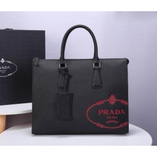 プラダ手頃価格でカブり知らず  PRADA 通勤通学どちらでも使え ハンドバッグ