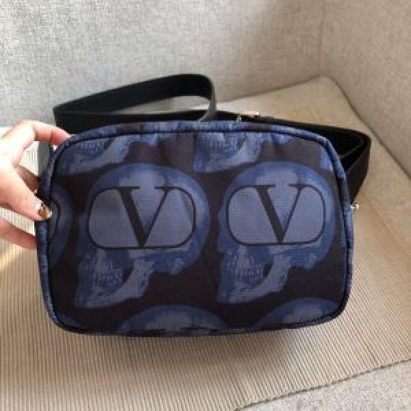 ミニバッグ 20SS☆送料込 ヴァレンティノ VALENTINO 累積売上総額第１位