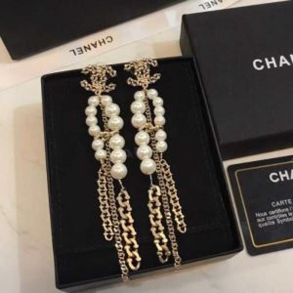 CHおしゃれに大人の必見20SS☆送料込 CH ピアス おしゃれな人が持っている
