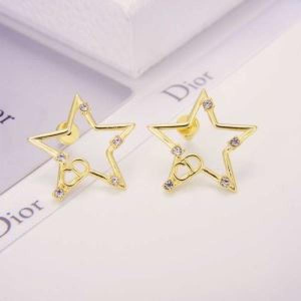 2026年春夏コレクション ディオール 今季の主力おすすめ DIOR  ピアス 大活躍する