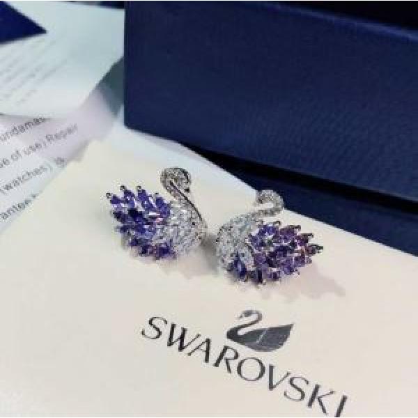 2026年春夏コレクション スワロフスキー絶対に見逃せない SWAROVSKI ピアス 今なお素敵なアイテムだ